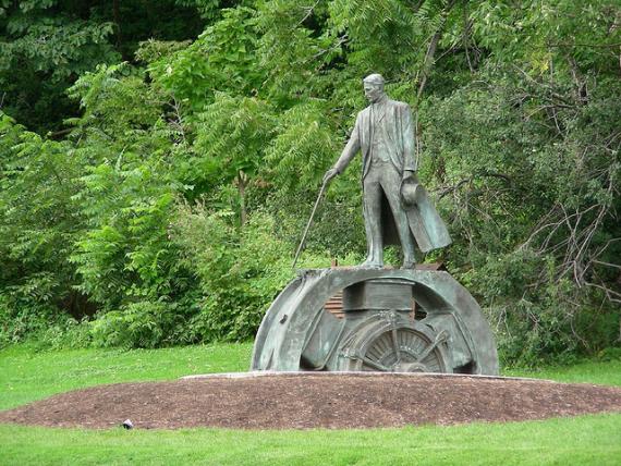 Niagara Tesla Monument - Atlas Obscura